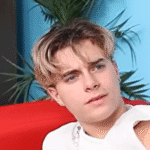 Who is Gavin Magnus dating