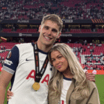 Micky van de Ven girlfriend