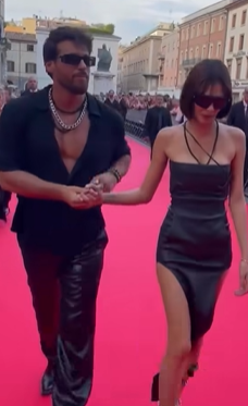 Can Yaman girlfriend 
