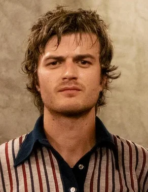 Joe Keery girlfriend